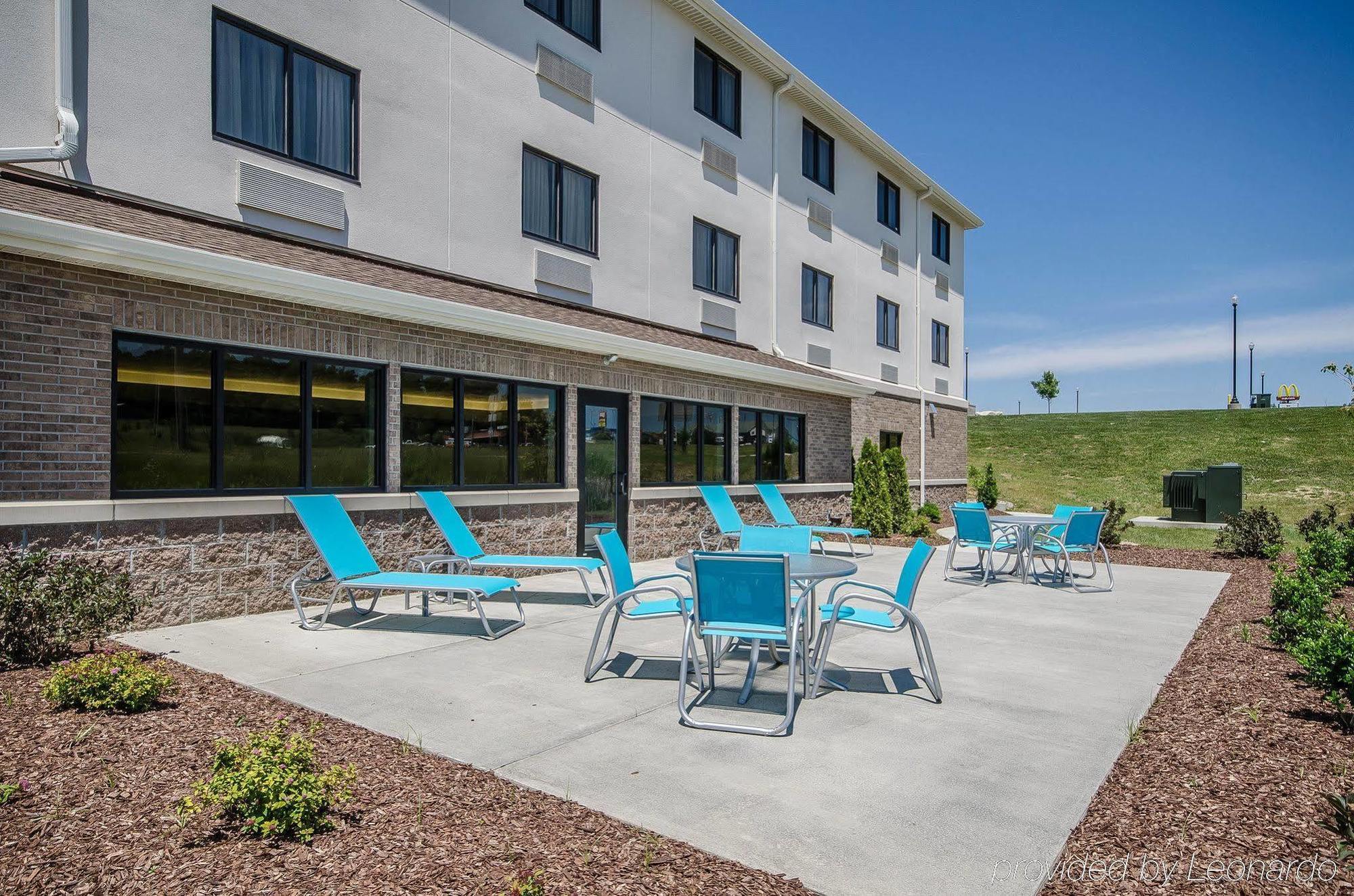 Comfort Inn Ferdinand Exterior foto